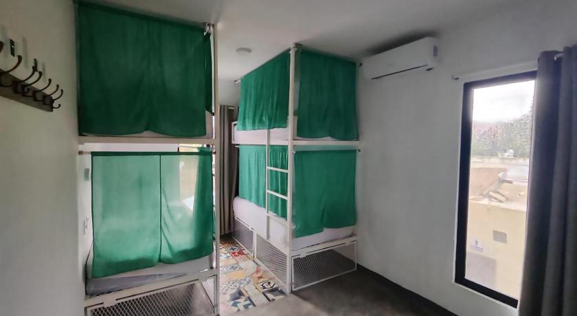 New friends hostel & Bar Adults Only photo
