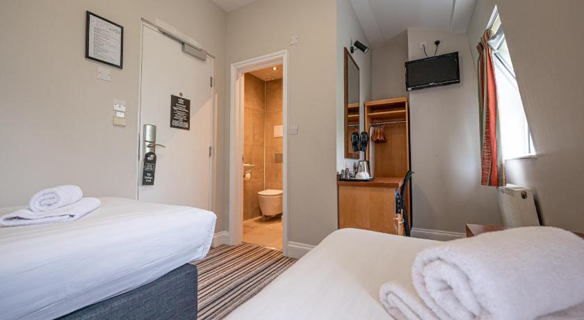 Image of Triple Room 7