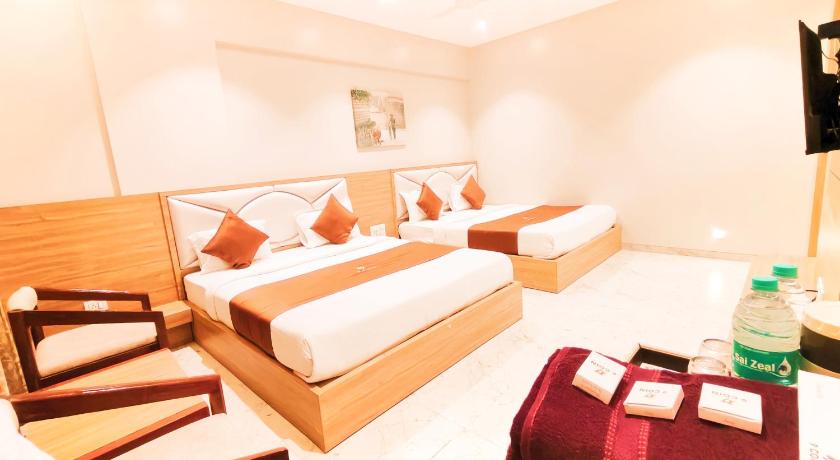 hotel 9 COIN photo