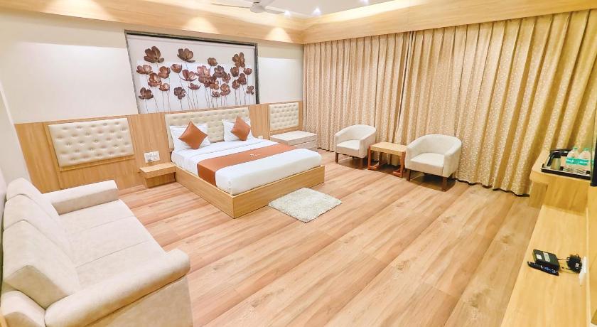 hotel 9 COIN photo