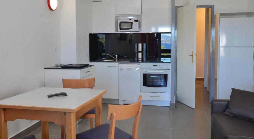 VVF Residence Saint-Cyr-sur-Mer photo