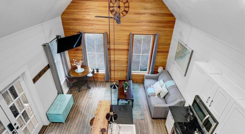 Cozy Island Cottage photo