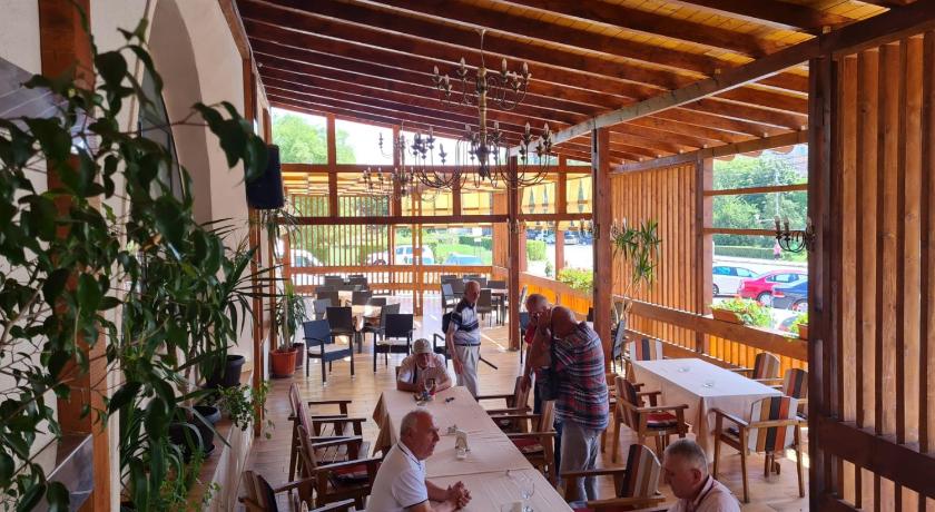 Hotel Valahia photo