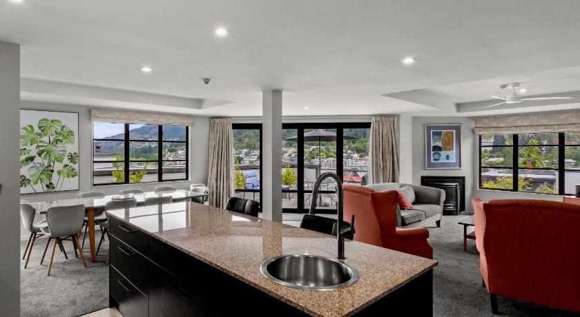 Image of 2-Bedroom Penthouse Apartment 8