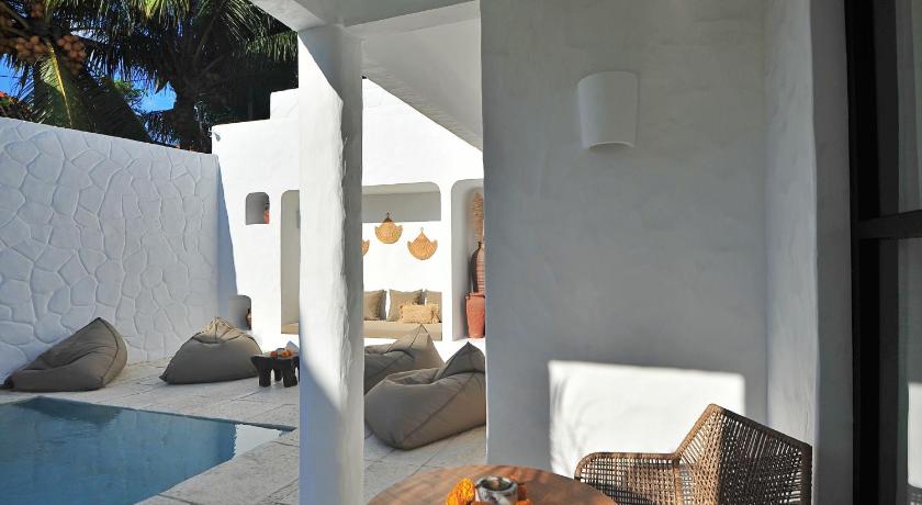 Amara Uluwatu - image 13