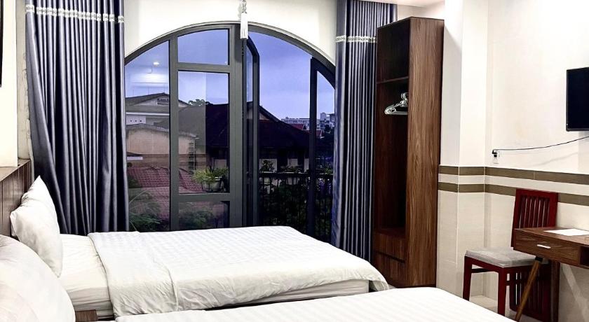 Shine Hotel Huế - image 10