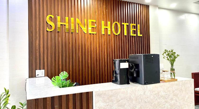 Shine Hotel Huế - image 2