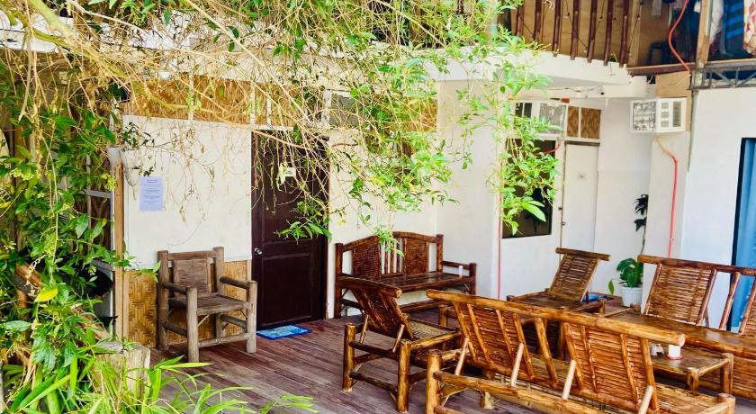 セブ Babu Backpackers inn ホテル ロビー