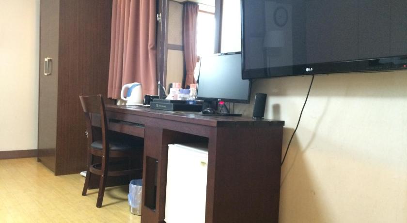 首尔 Youngbin Hotel 2星级 酒店 泳池