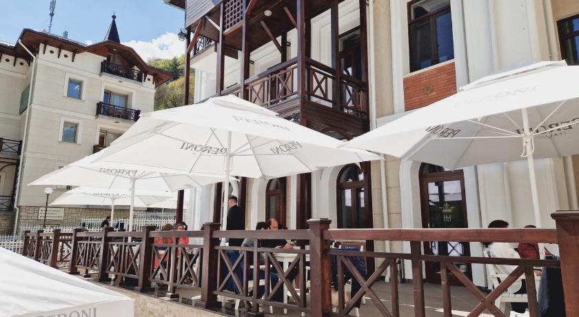 Hotel Moldavia photo