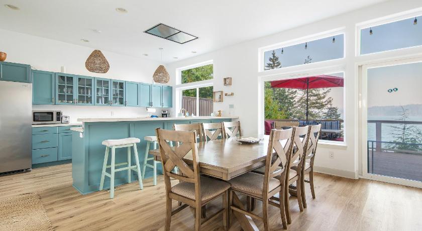 타후야 Modern retreat w/ stunning views & hot tub 4성급 숙소 객실