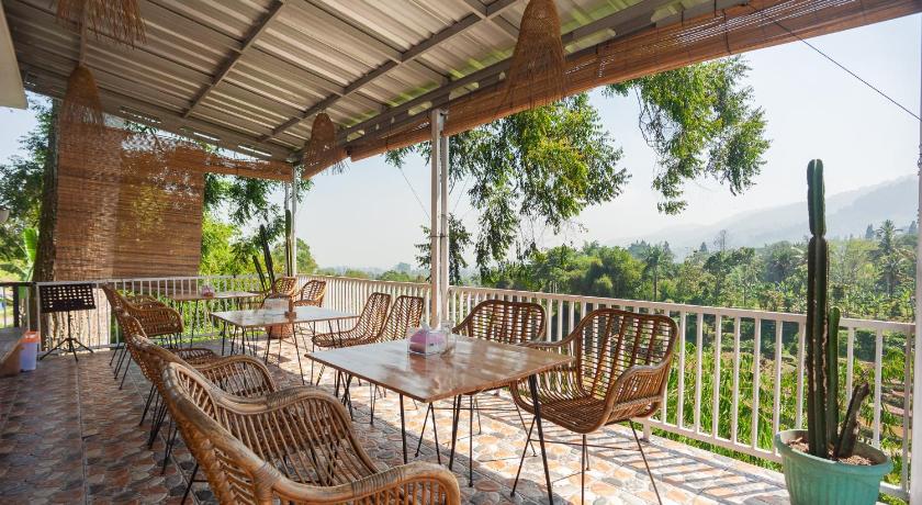 Urbanview Resort Syariah Khansa Cisarua Puncak by RedDoorz – Bogor, PA