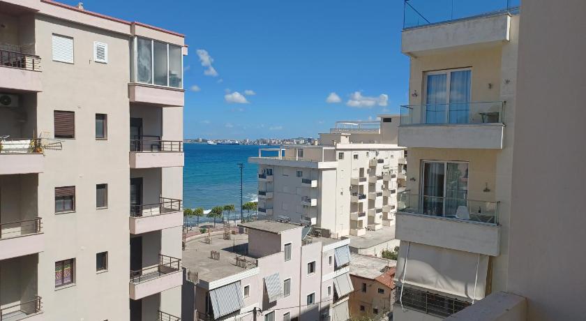 Ari Apartaments photo