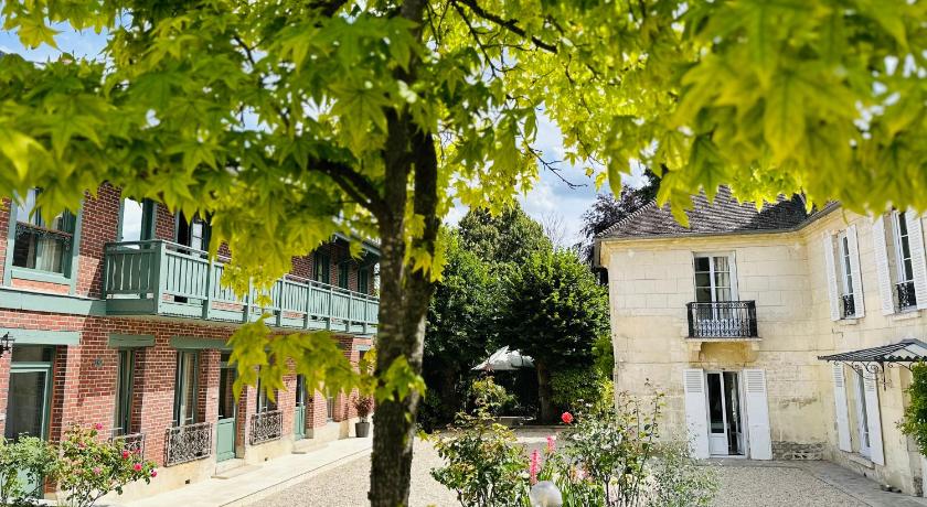LA DEMEURE