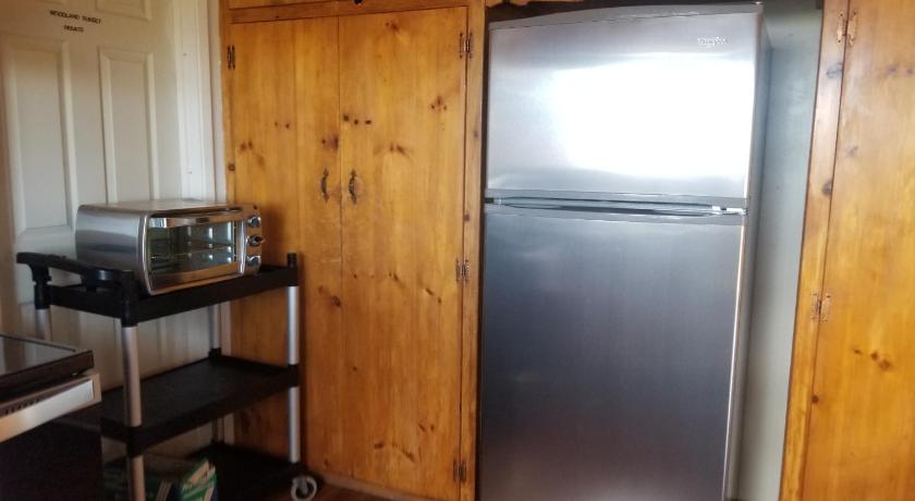アップフォードハイツ (CA) 3BR Panoramic Lake View, Sequoia Forest, Kern County 4つ星 宿泊施設 外観