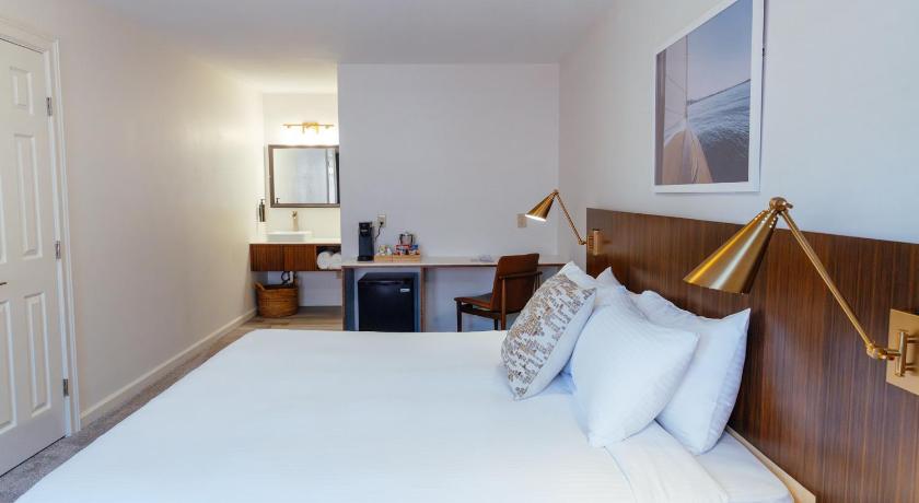 스캐니틀리스 (NY) Skaneateles Boutique Hotel 4성급 숙소 수영장