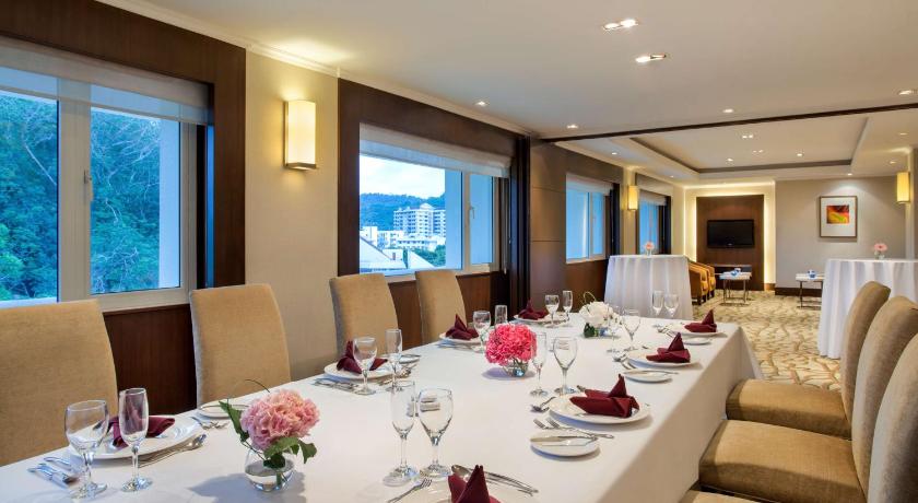 Radisson Hotel Brunei - image 6