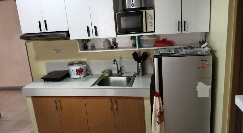 futura homes 2 bdr free pool access,netflix wifi fully furnished photo