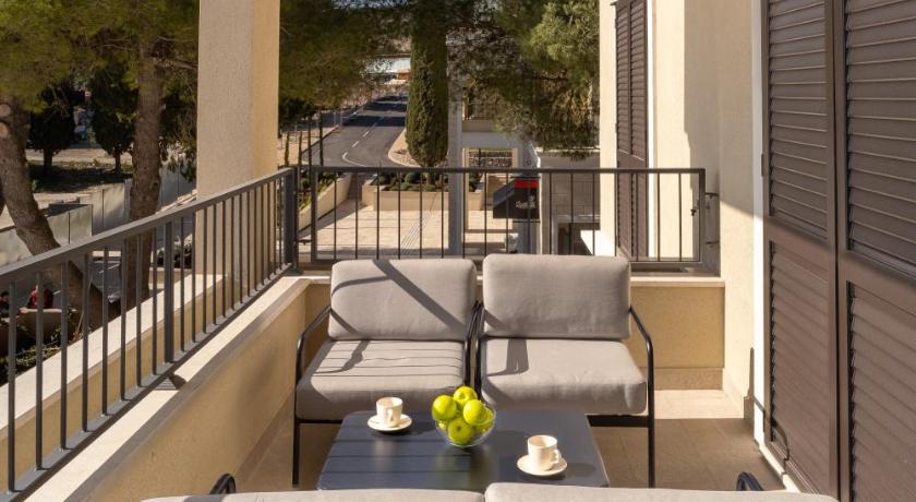 Lustica Bay Apartments photo