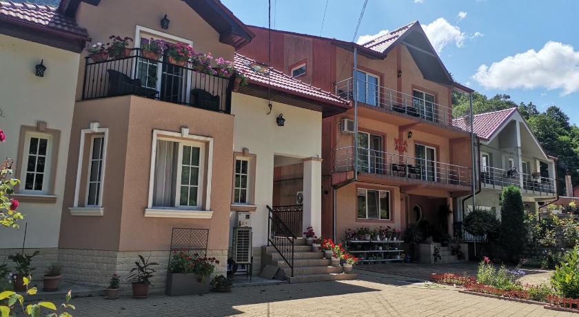 VILA ANA