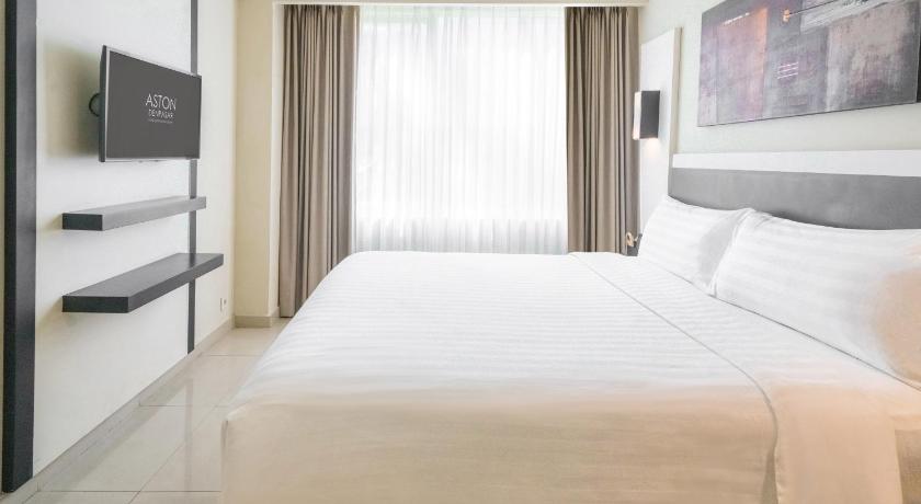 バリ Aston Denpasar Hotel & Convention Center 4つ星 ホテル ロビー