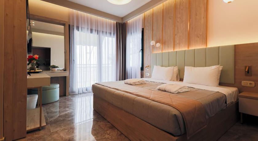 Image of Sea Front Suite 0