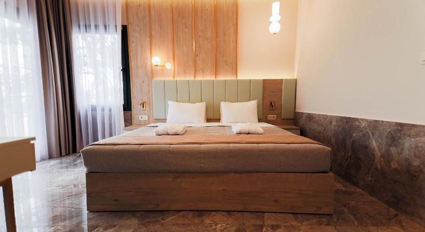 Image of Sea Front Suite 4