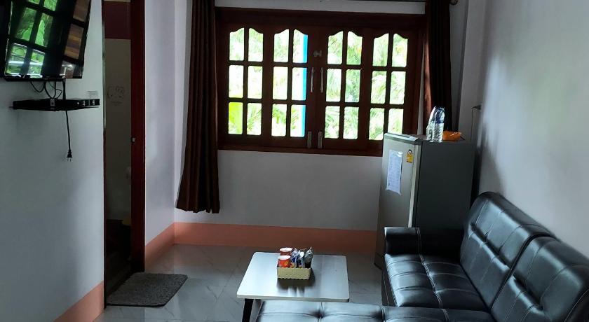 Khwahol Guesthouse photo