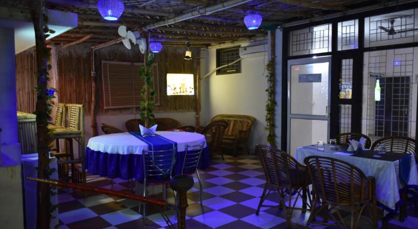 Hotel Abodes House - image 4