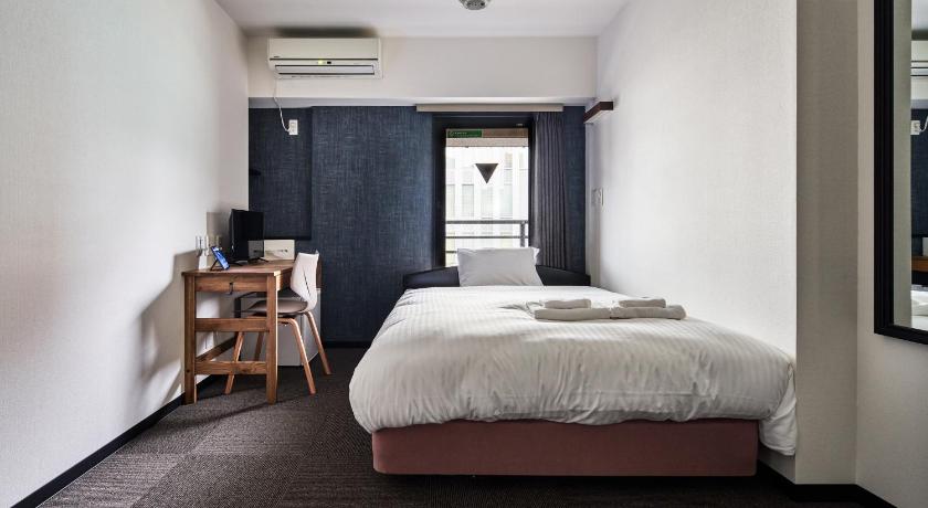 福岡 HOTEL STARRIZE 3つ星 ホテル ロビー