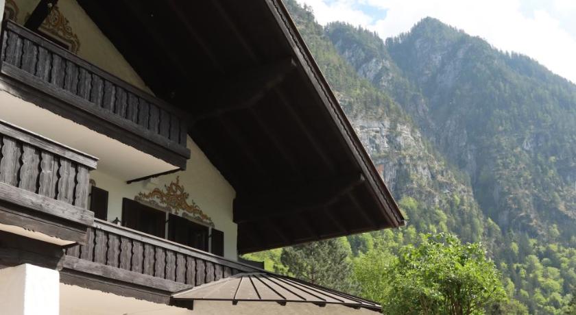 Pension Almhof Baumgarten photo