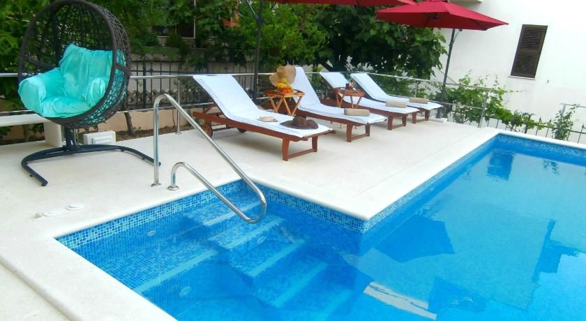 Apartments Cordis photo