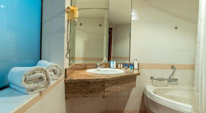 Image of Suite Room 9