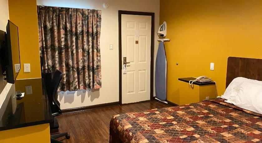 Budget Inn photo