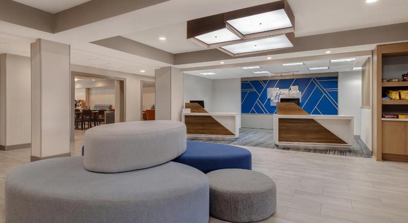 Holiday Inn Express Hotel & Suites Moab photo