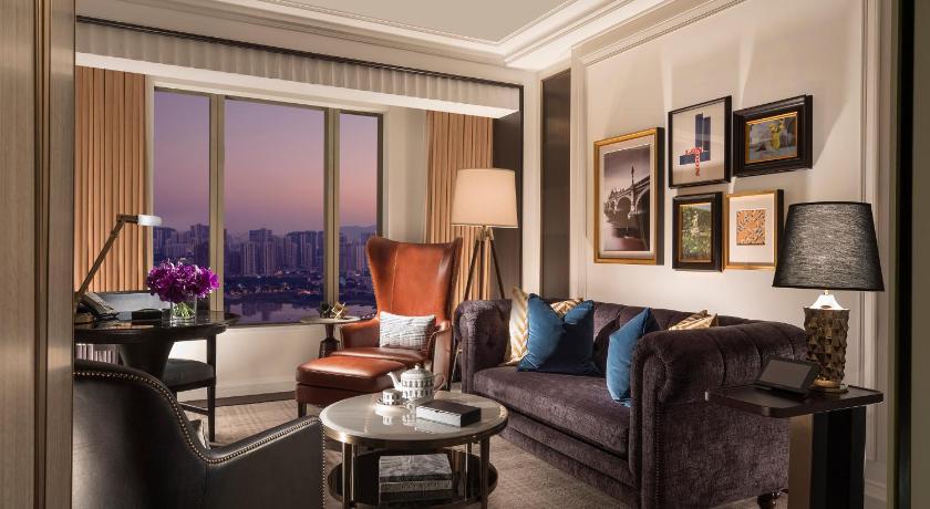 Image of Victoria Suite 2