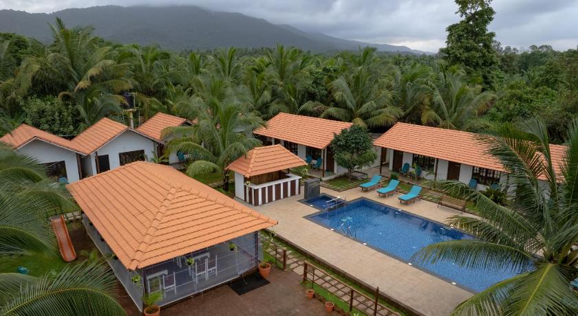 DhanRains Moonlight Retreat Cottages photo