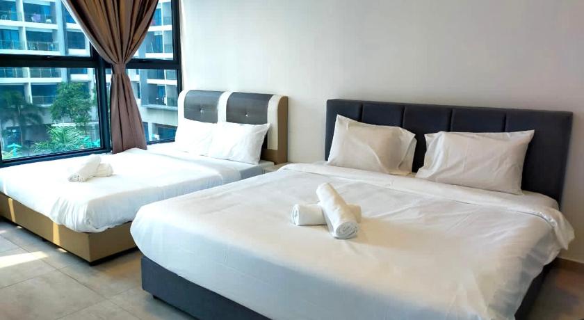 Town Area(b3701)4pax/5min to Jonker walk /sea view photo