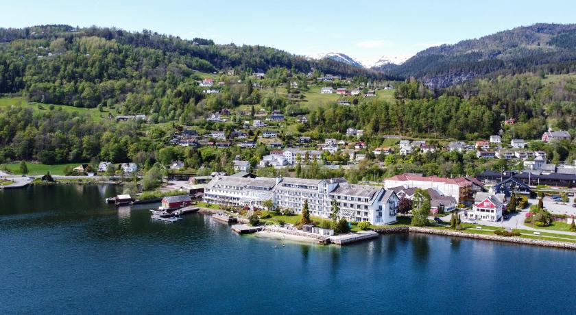 Brakanes Hotel — Hotel in Ulvik