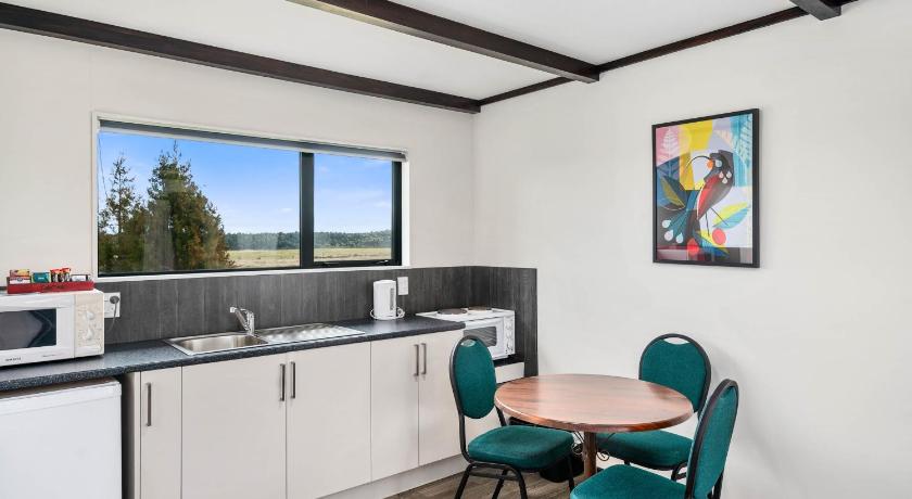 Mountain Heights Lodge photo