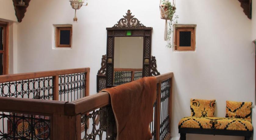 Dar Naima Guest House - image 4
