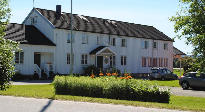 Grong Gard Guesthouse — Hotel in Grong