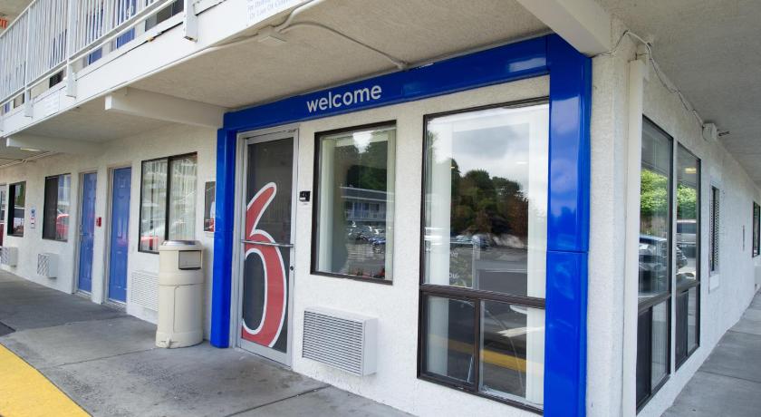 Motel 6-Seattle, WA - Airport