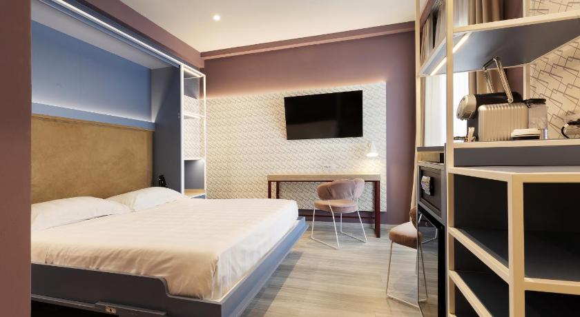 Image of Superior Room 1