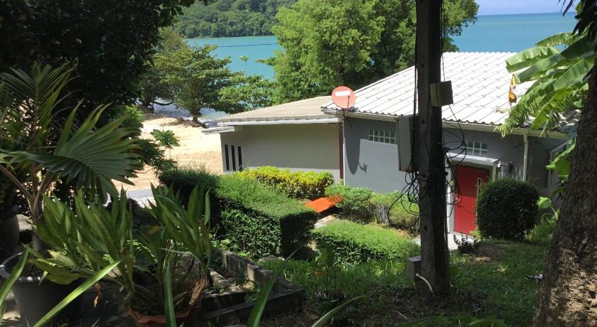 Koh Sirey Beachfront Pool Villa photo
