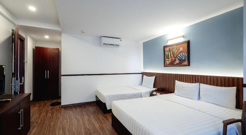 King Hotel - image 16