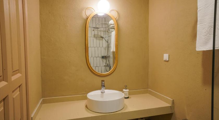 Bono Hotel Old Town photo