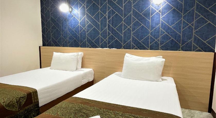 Image of Deluxe Twin Room 5