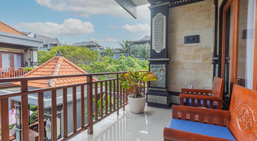 バリ Prama Beach Canggu by The Loka 3つ星 ホテル 外観