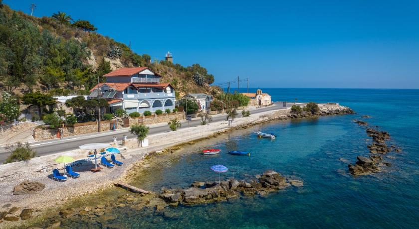 Elena's Luxury Studios &amp; Apartments — Hotel in Zakynthos Island